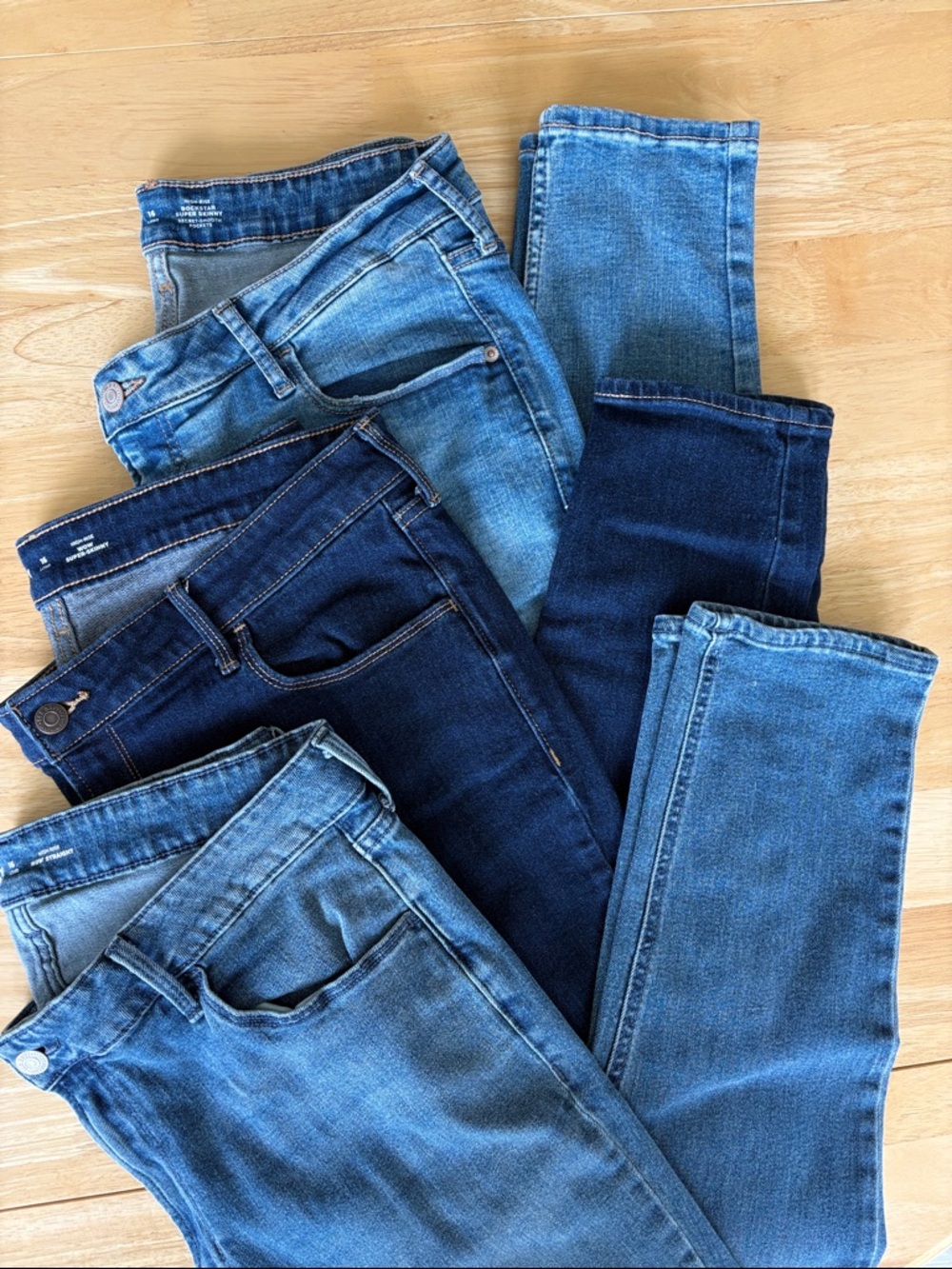👖3 Pairs! Old Navy 16L Long Tall Skinny Jeans!